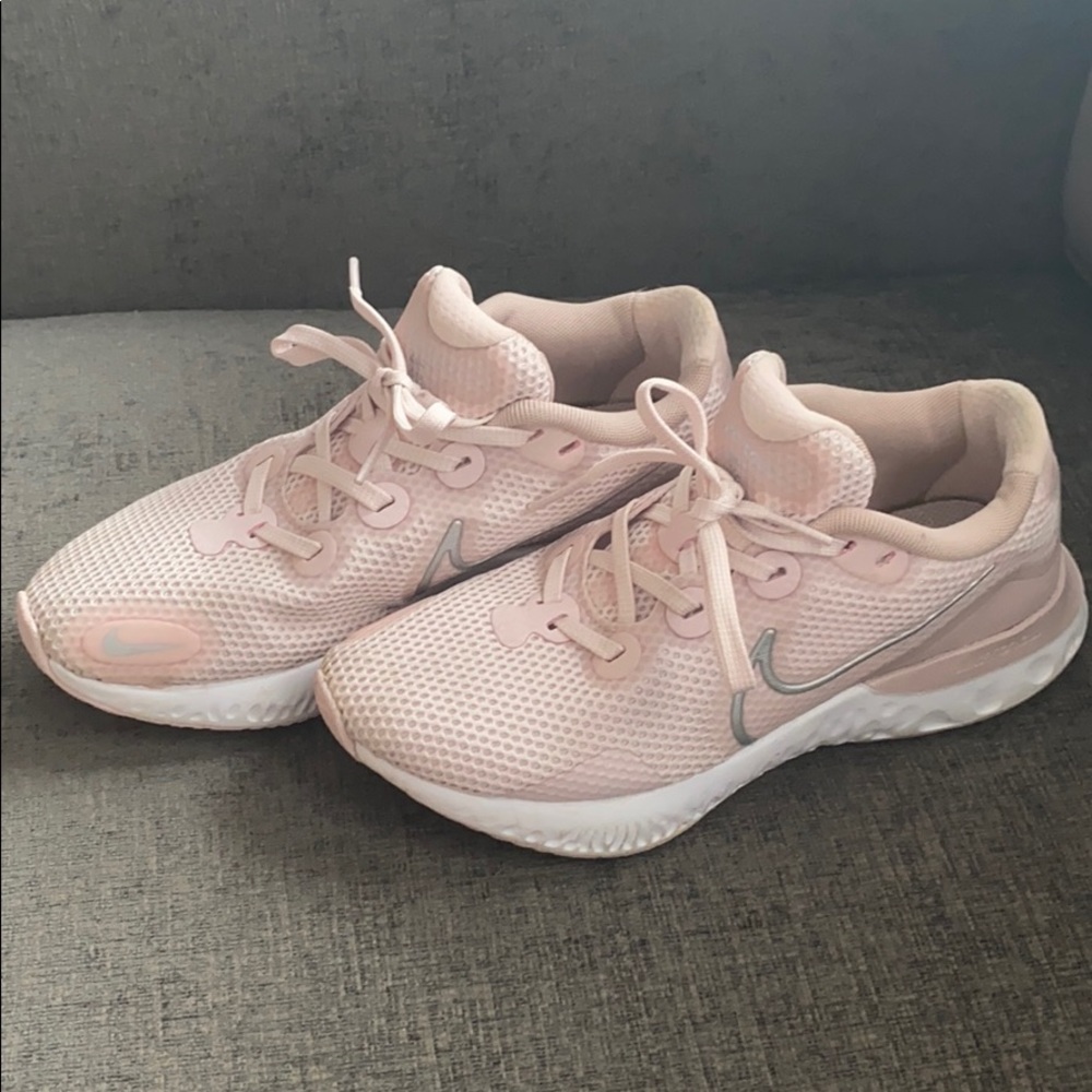 Nike Renew Run Running Shoe